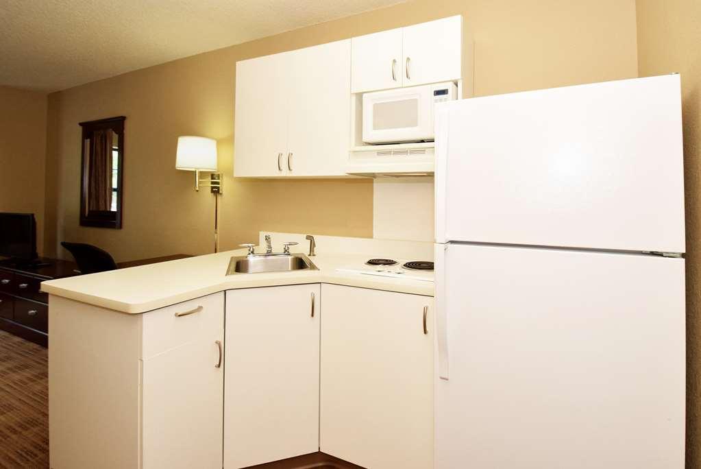 Extended Stay America Suites - Cleveland - Бруклин Номер фото