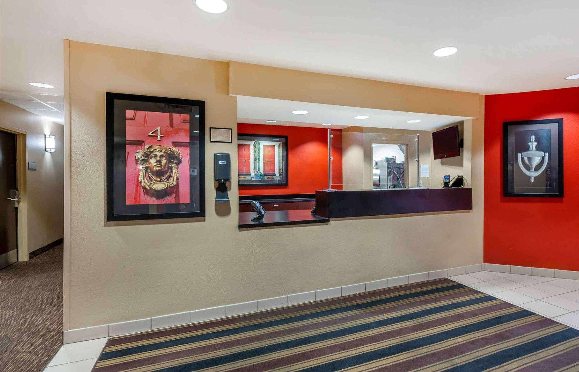 Extended Stay America Suites - Cleveland - Бруклин Экстерьер фото