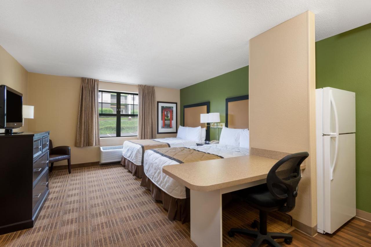 Extended Stay America Suites - Cleveland - Бруклин Экстерьер фото